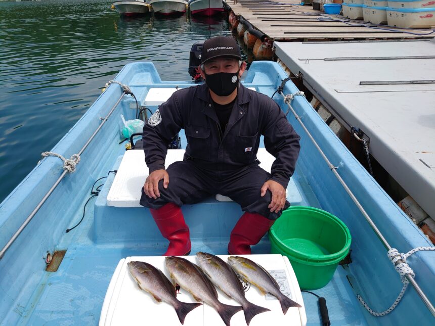 船外機ボートで海苔さんがイサキをゲット。｜磯釣り・カセ釣り・ボート